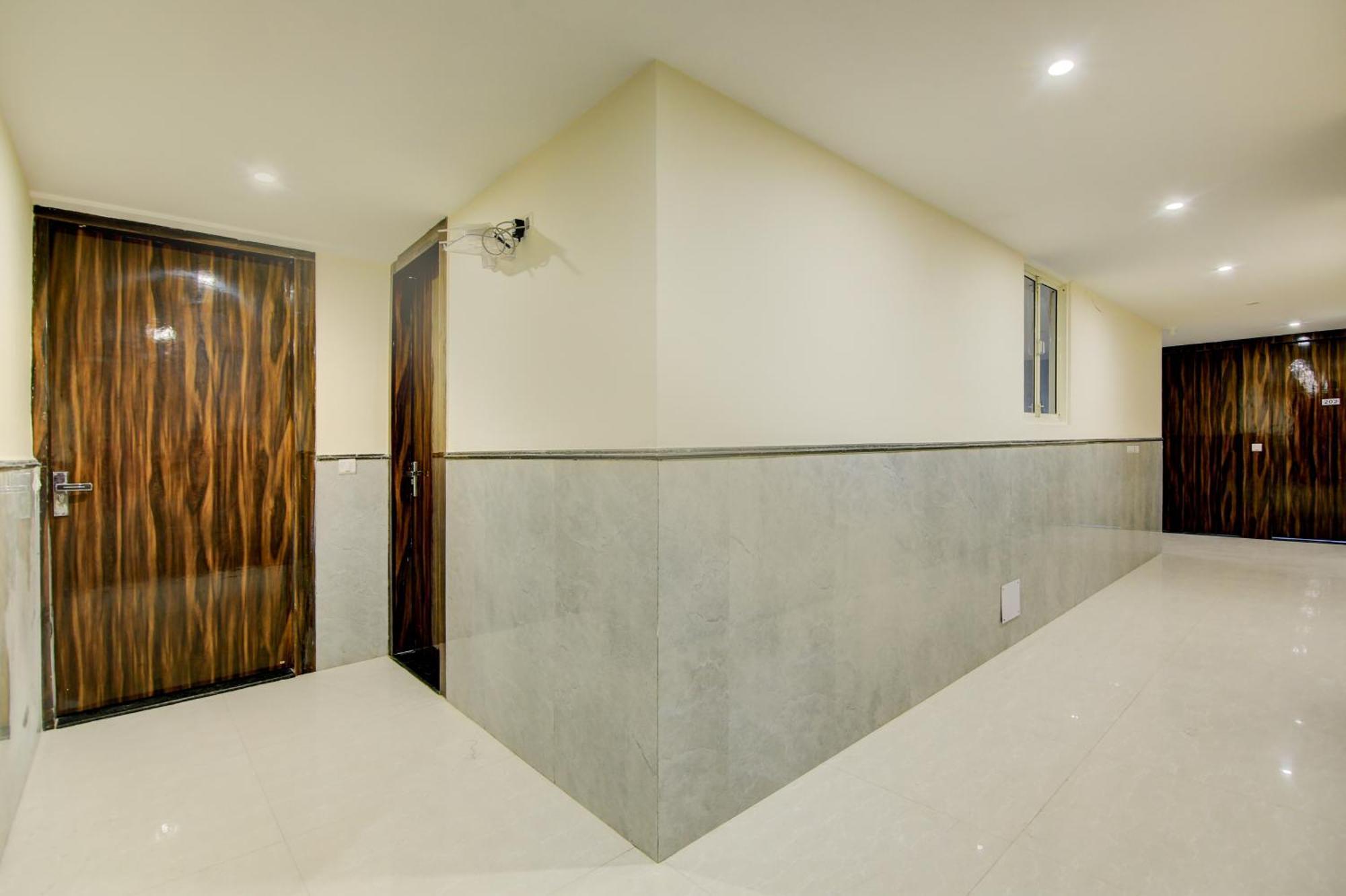 Hotel Smart Signature By Smart Group New Delhi Luaran gambar