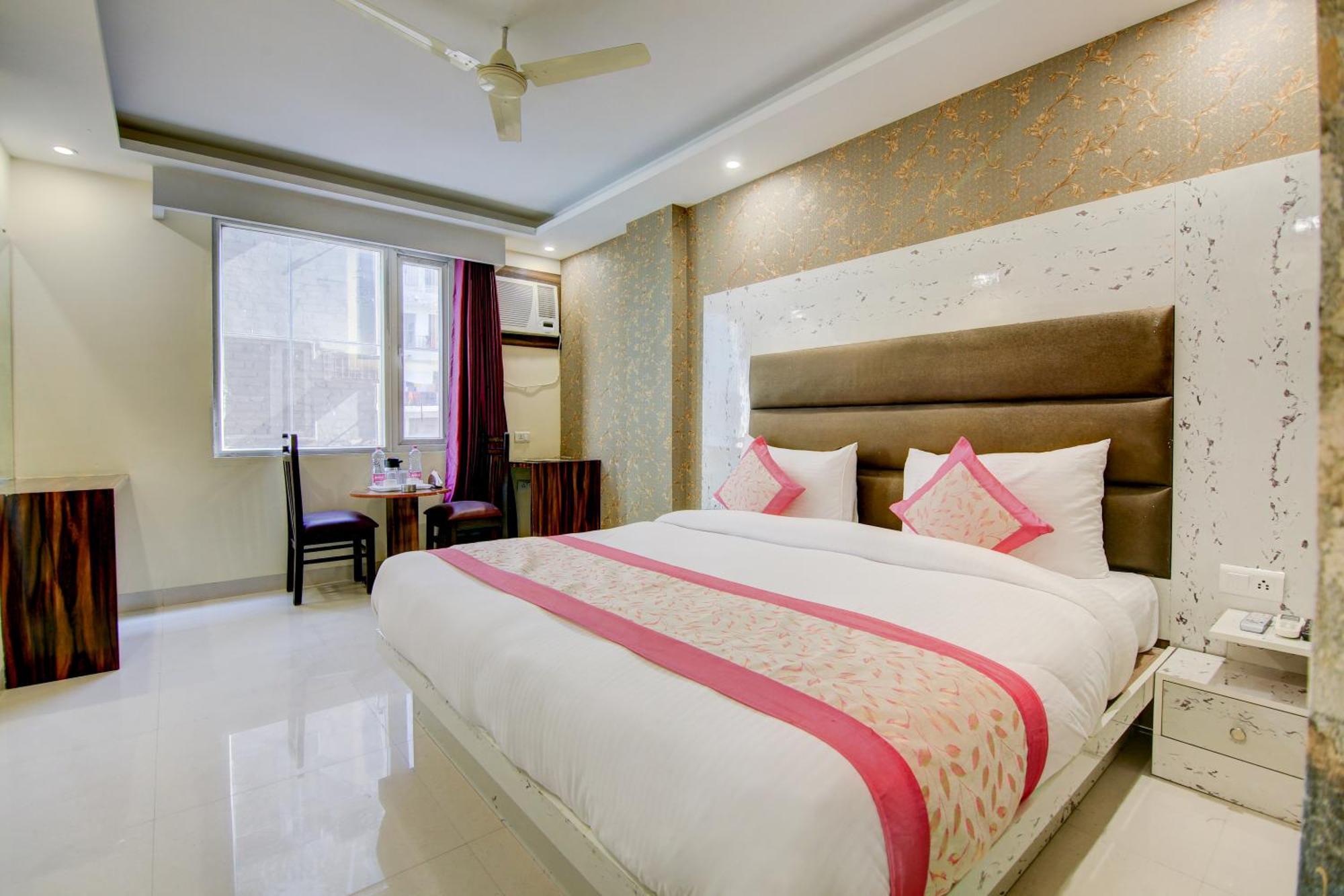 Hotel Smart Signature By Smart Group New Delhi Luaran gambar