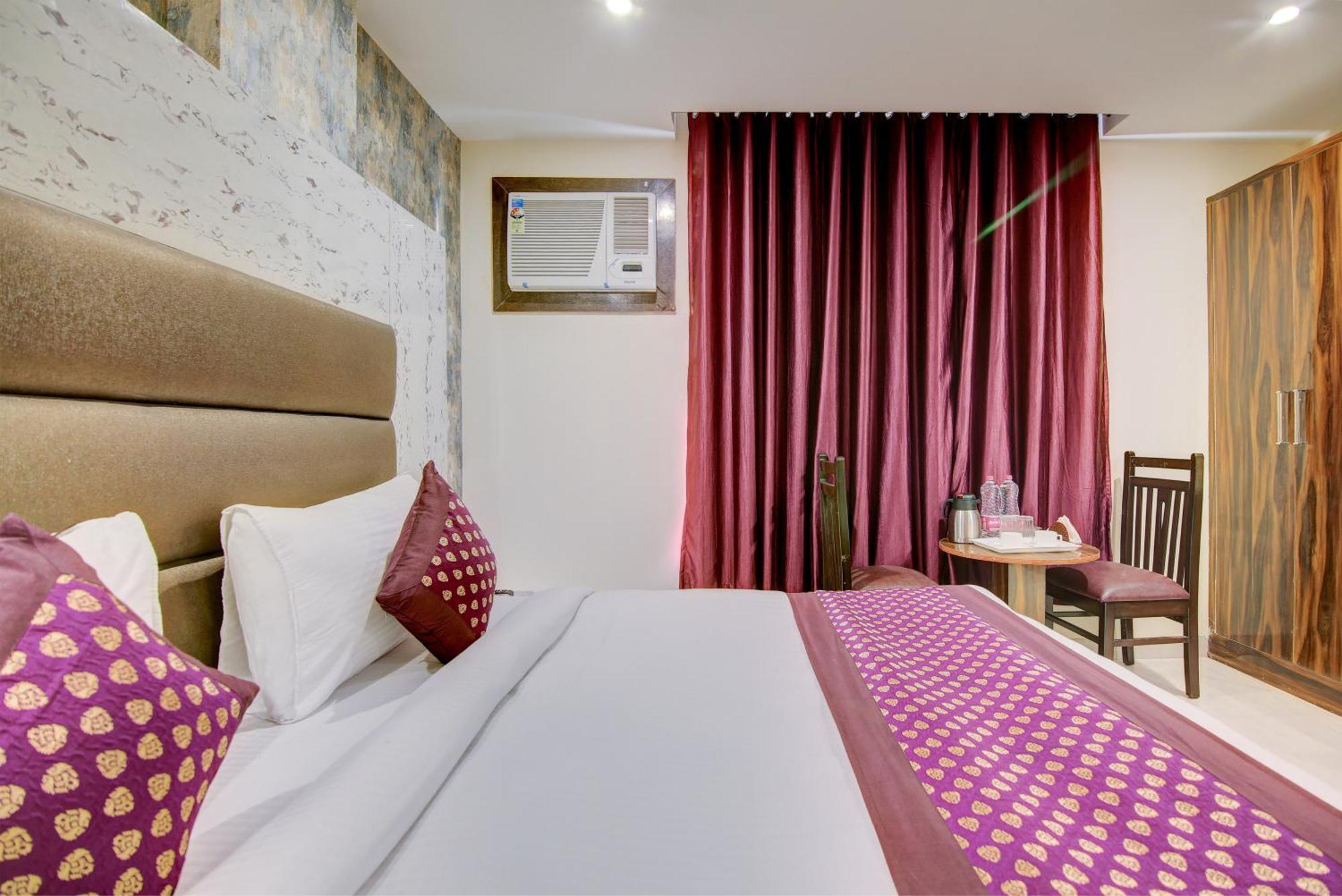Hotel Smart Signature By Smart Group New Delhi Luaran gambar