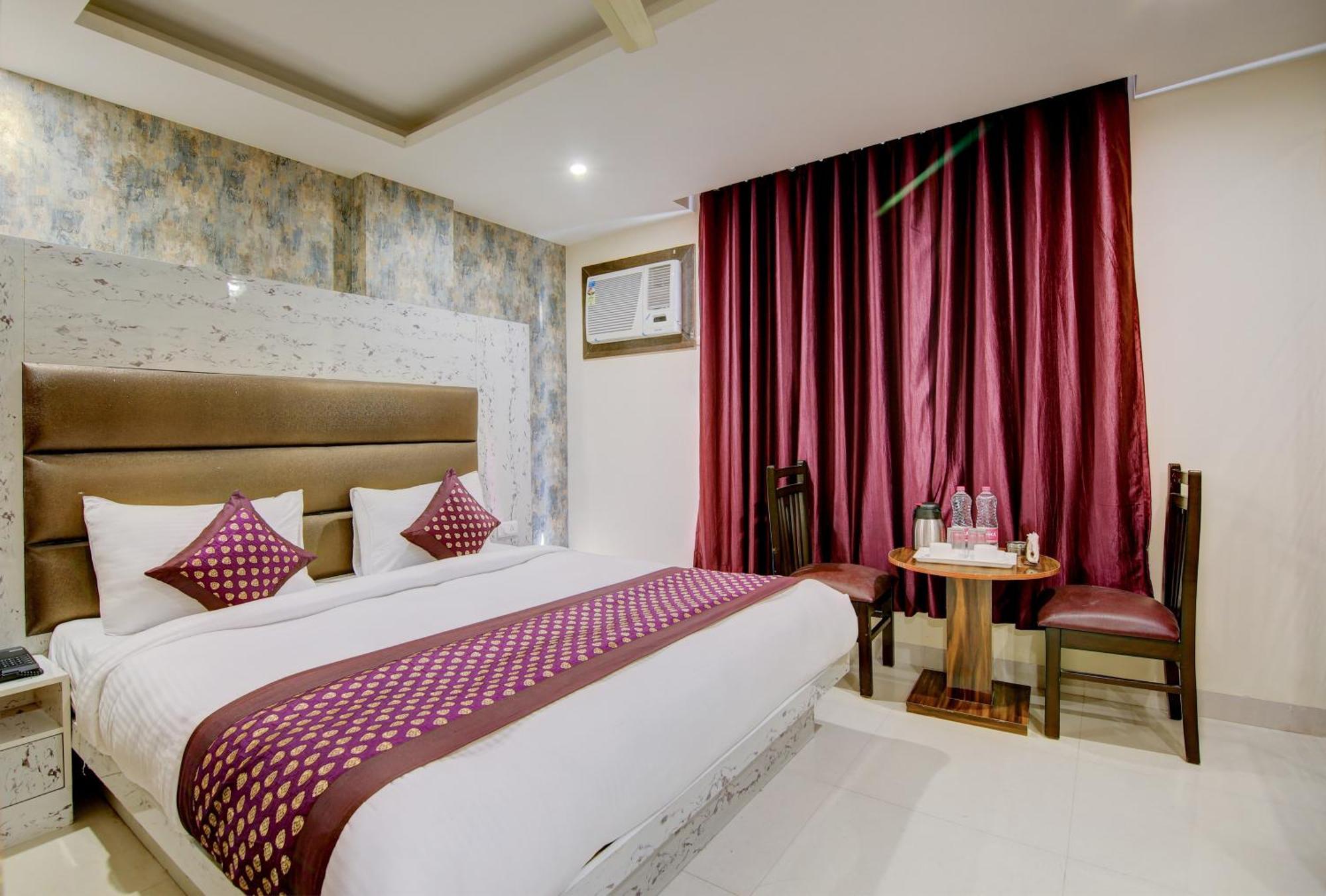 Hotel Smart Signature By Smart Group New Delhi Luaran gambar