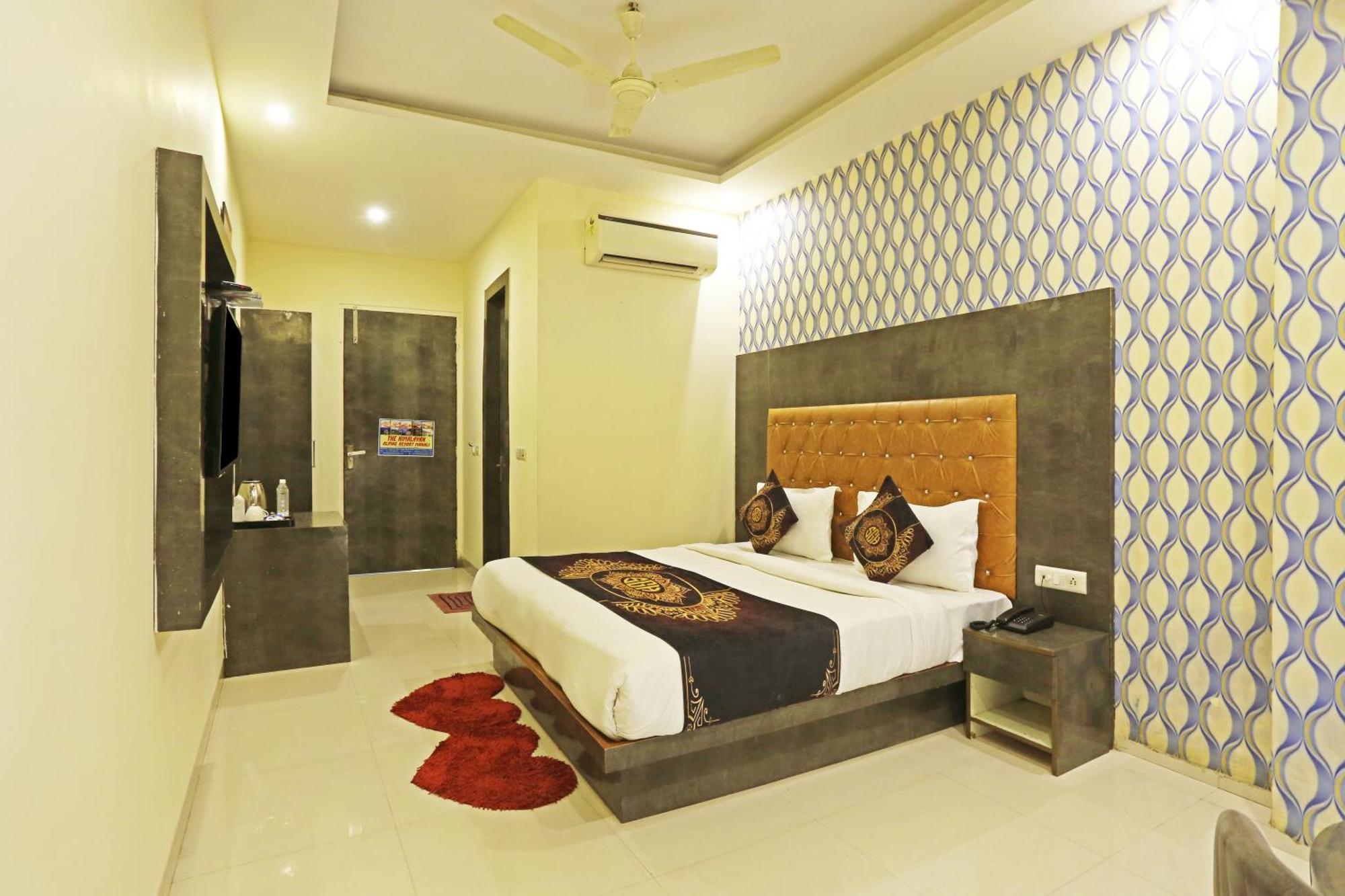 Hotel Smart Signature By Smart Group New Delhi Luaran gambar