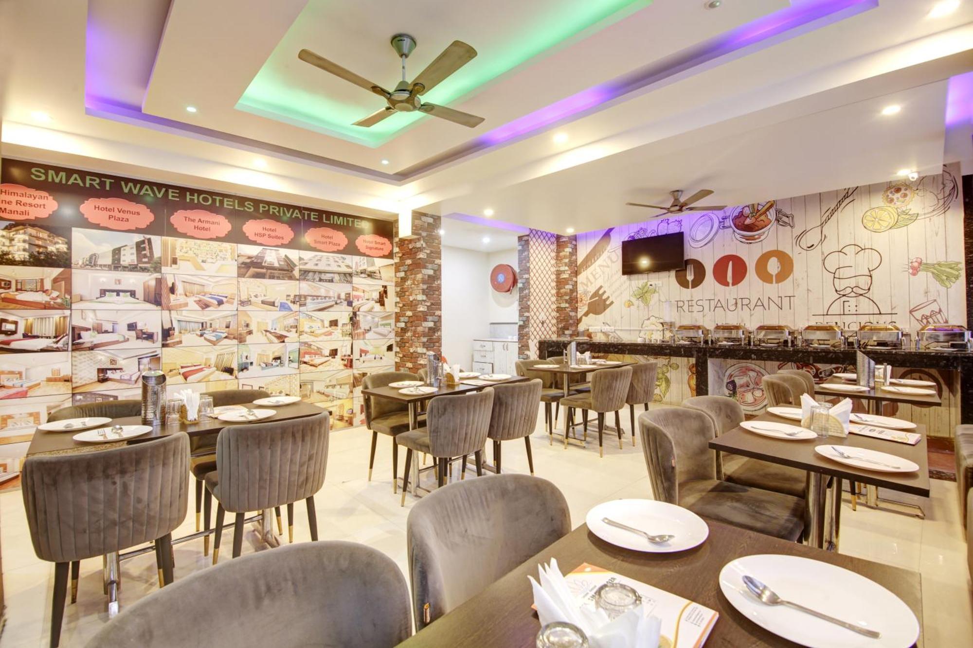 Hotel Smart Signature By Smart Group New Delhi Luaran gambar